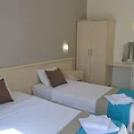 Eles Hotel Akyarlar