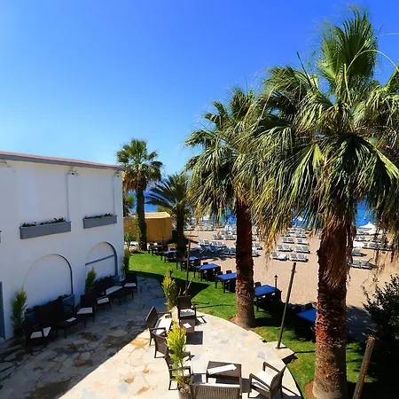 Eles Hotel Akyarlar