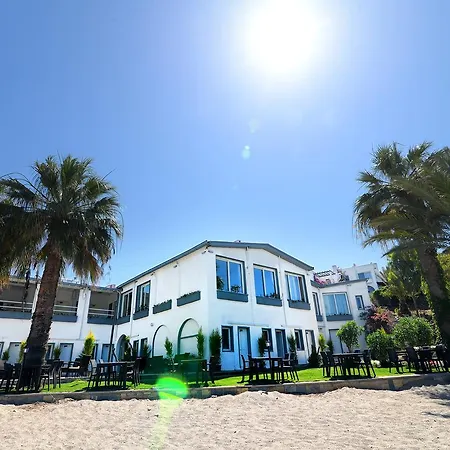 Eles Hotel 3*