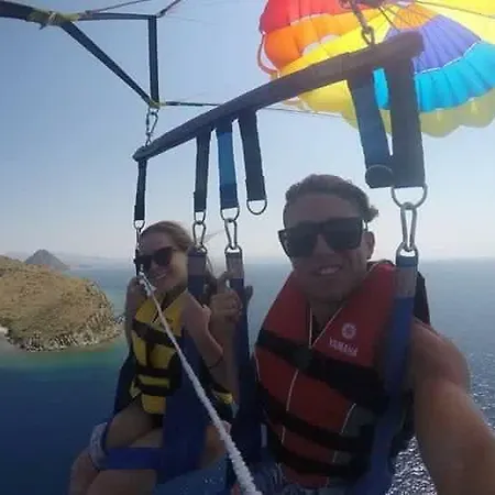 Eles Отель Акьярлар